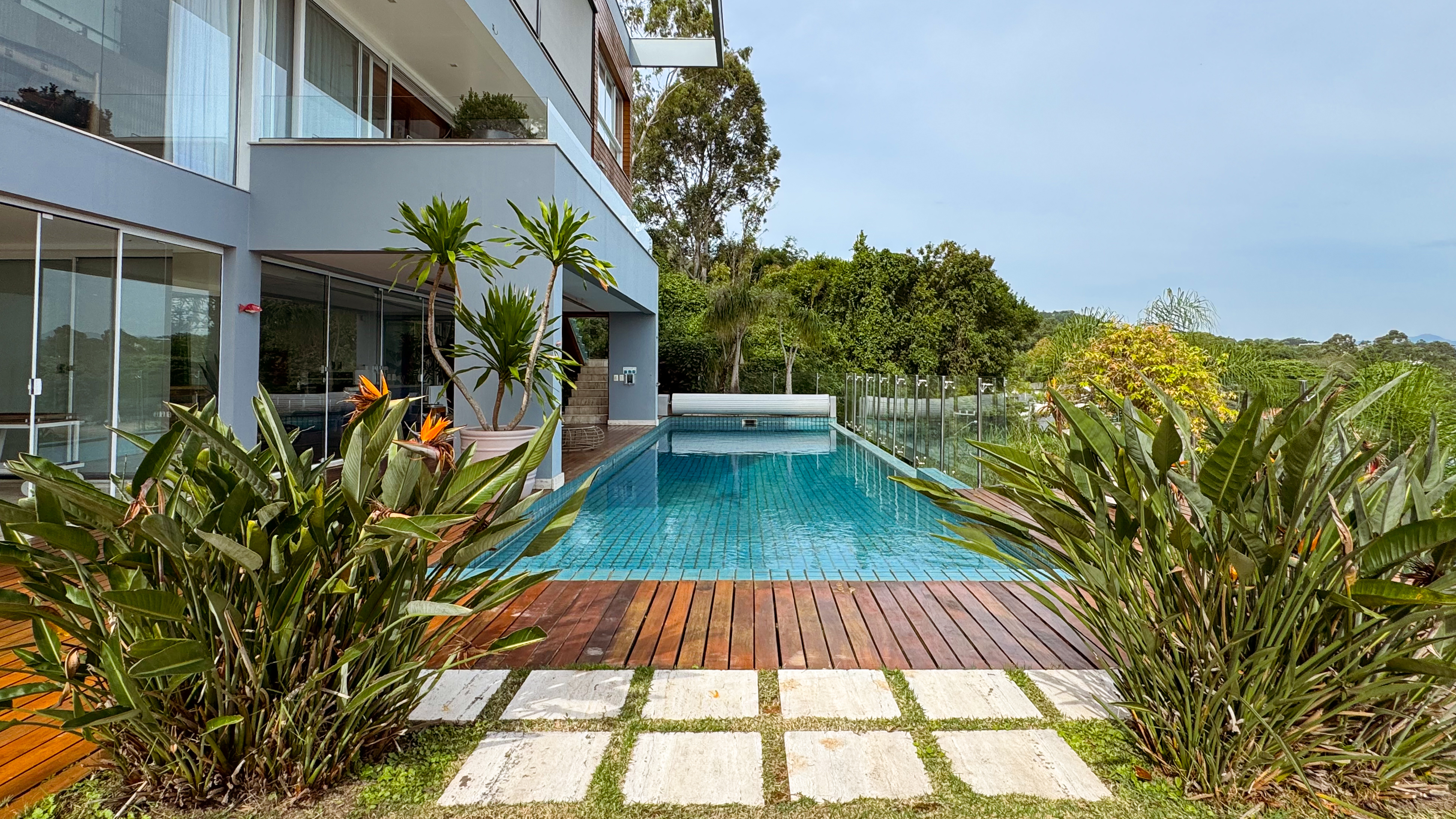 Property 6 in Florianópolis